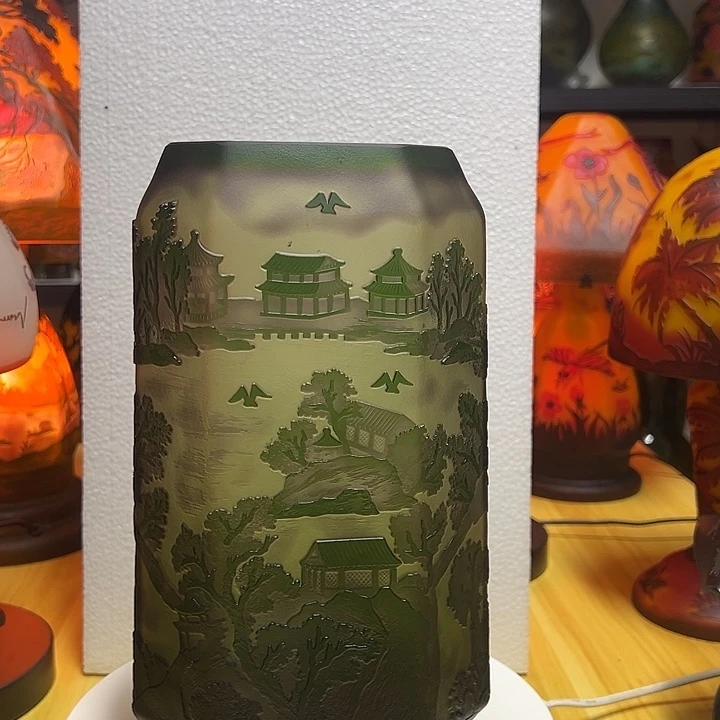 太***阳琉璃手工艺品绿色雕刻花瓶花器高28口10