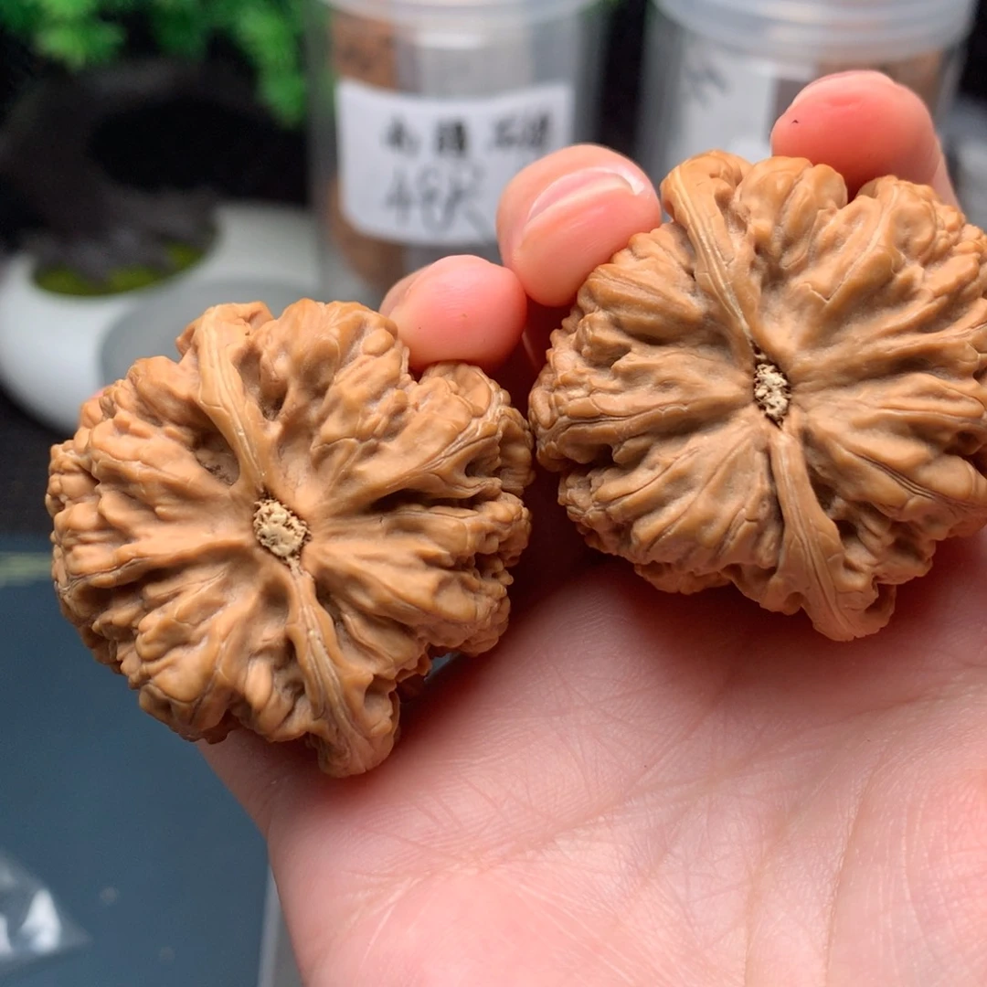【闪购商品】桃核吊坠43-13322-005