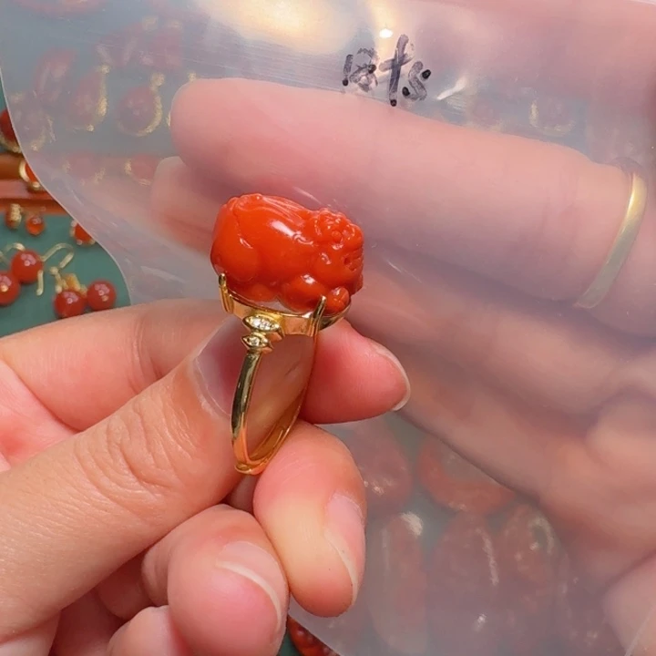 银S925镶嵌戒指南红玛瑙
