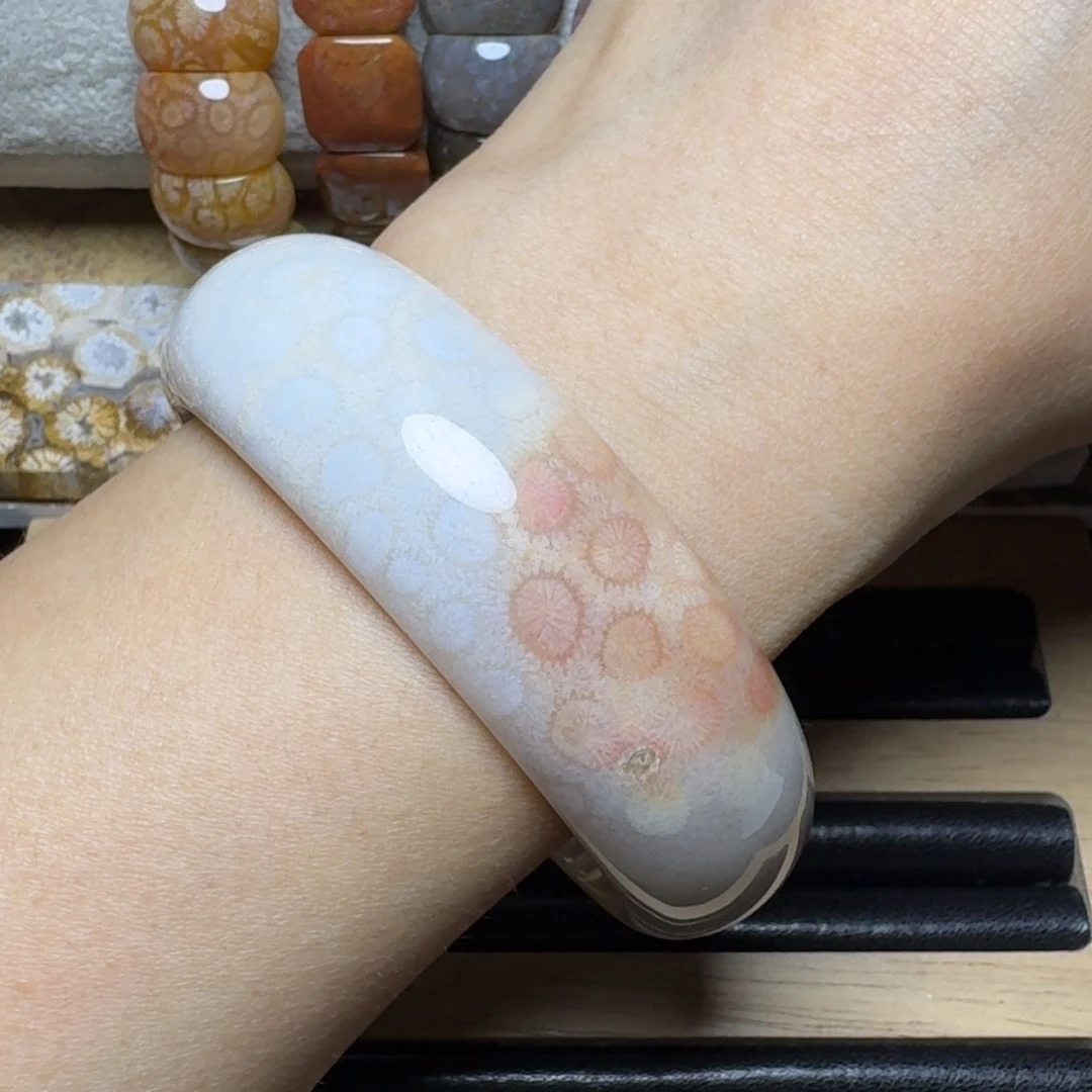 硅化玉58白俏水蜜桃粉未镶嵌