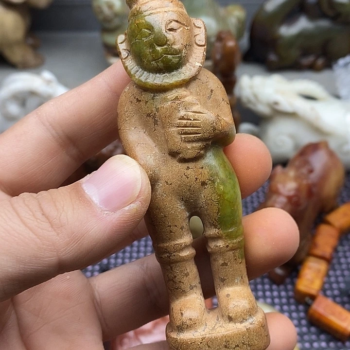 未镶嵌蛇纹石玉颈饰