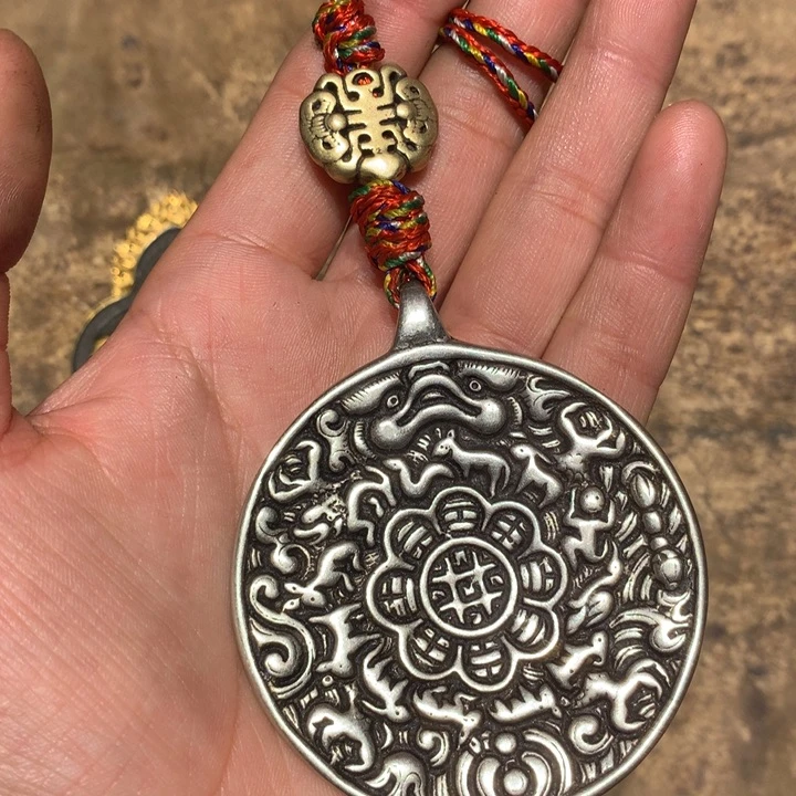 琉璃颈饰富**e喜欢的朋友