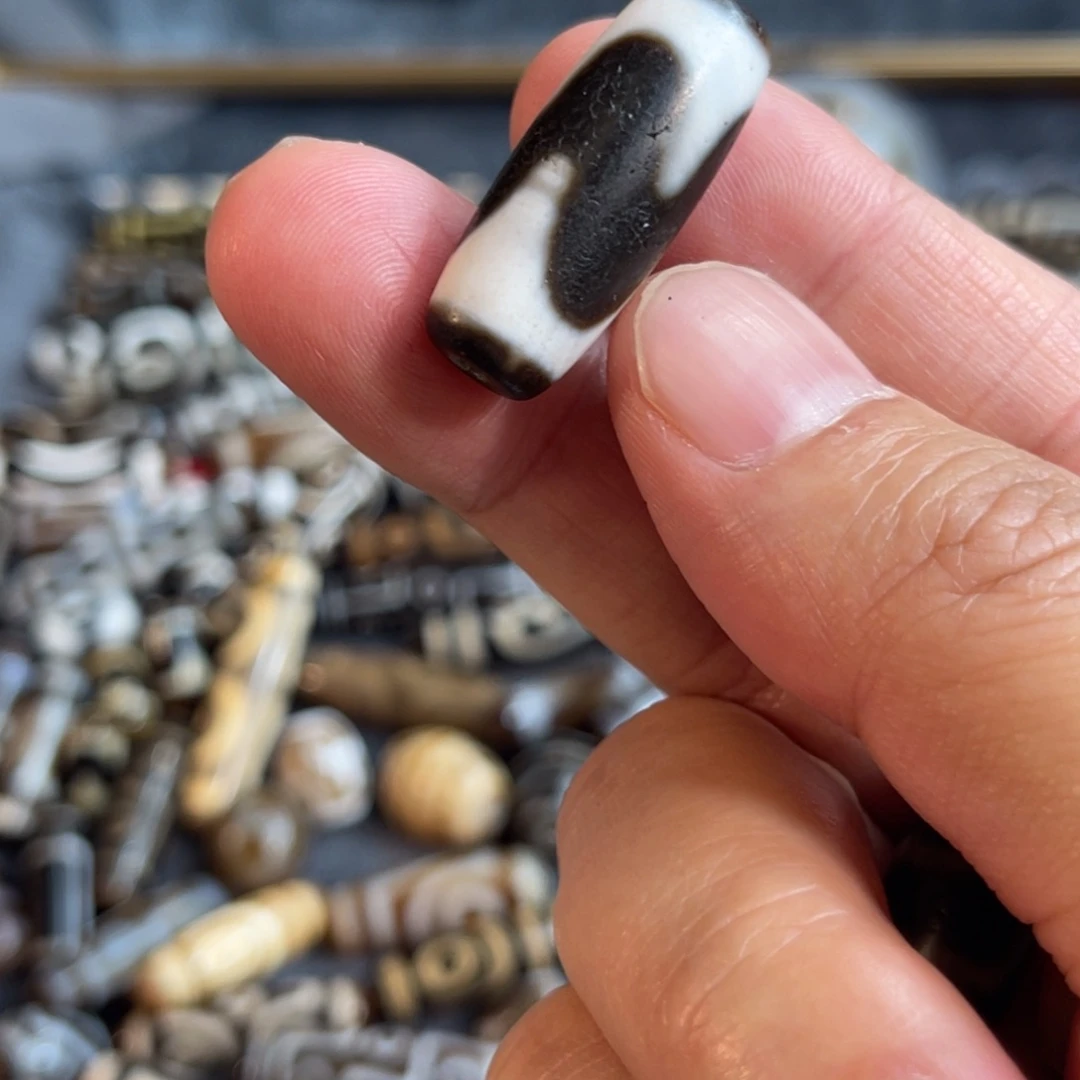 玻璃颈饰啊啊啊啊啊