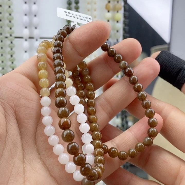 和田玉颈饰未镶嵌楚*