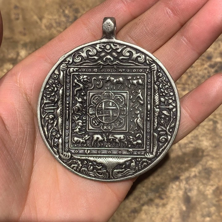 琉璃颈饰吉*喜欢的朋友