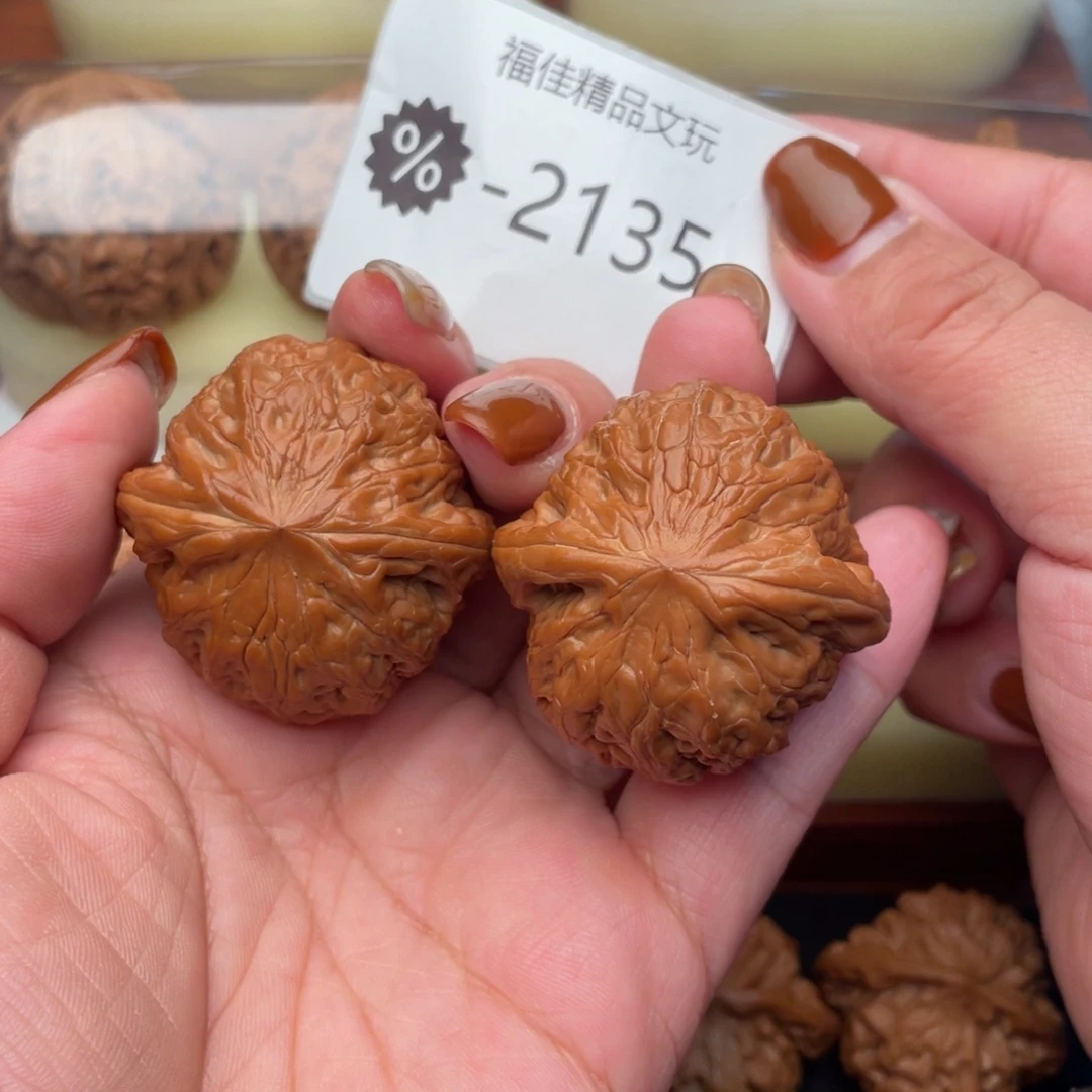 文玩核桃把件40精配红皮铁锤妹妹