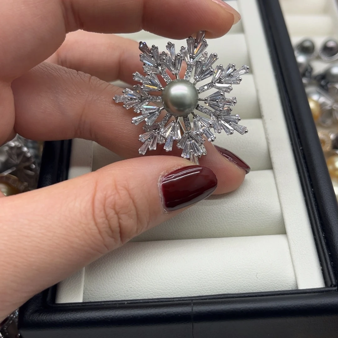 合金海水珍珠胸针