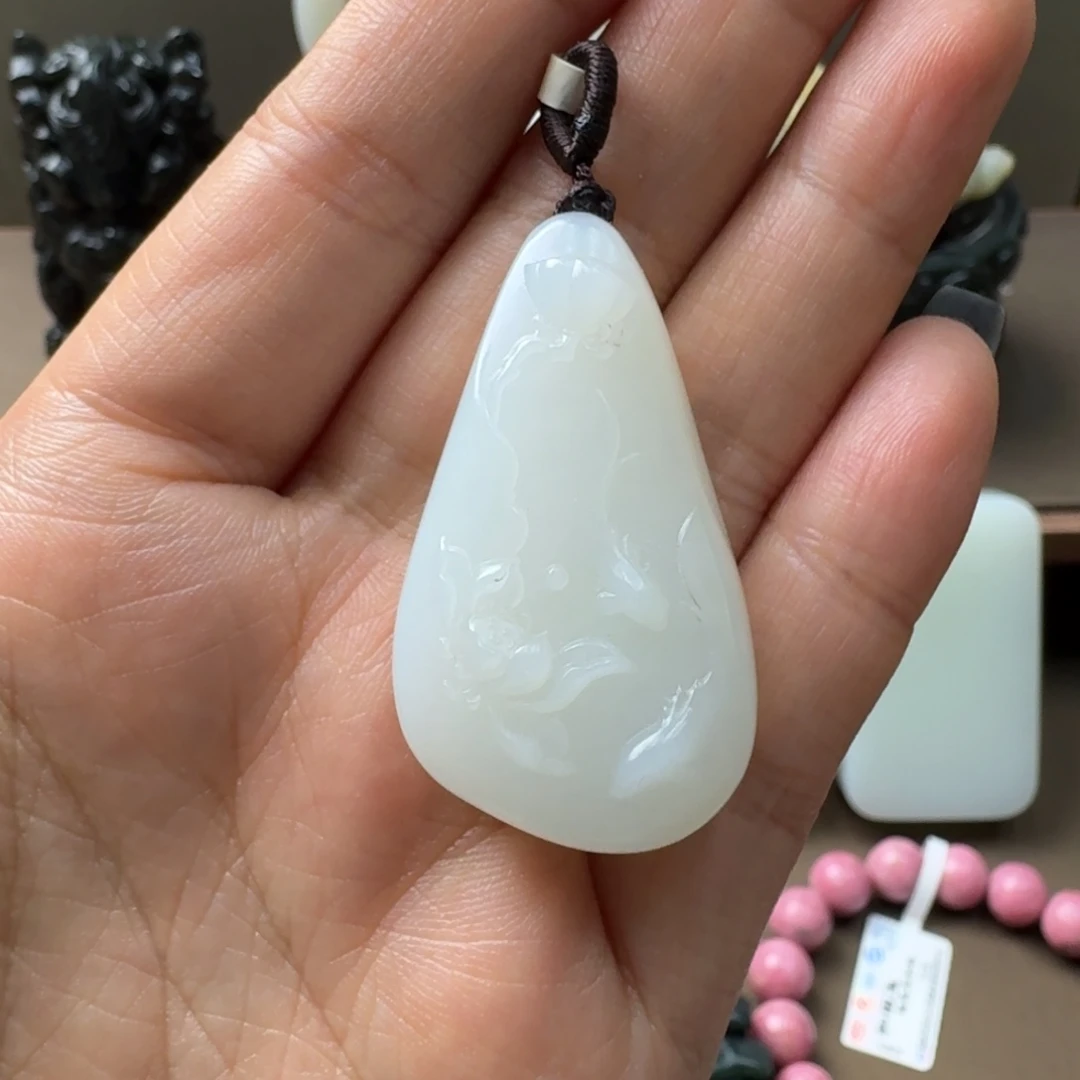 和田玉未镶嵌吊坠(不含链)