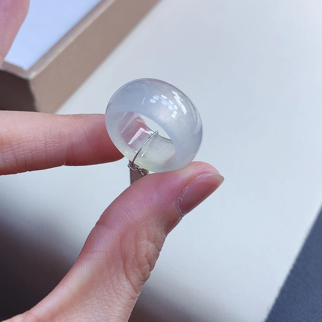 翡翠戒指未镶嵌10-11号