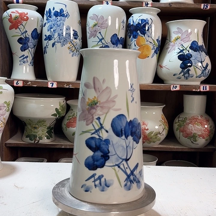 瓶宝塔青花荷花新款陶瓷陶瓷