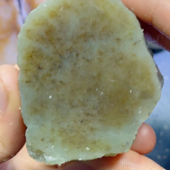 和田玉未镶嵌珠宝半成品