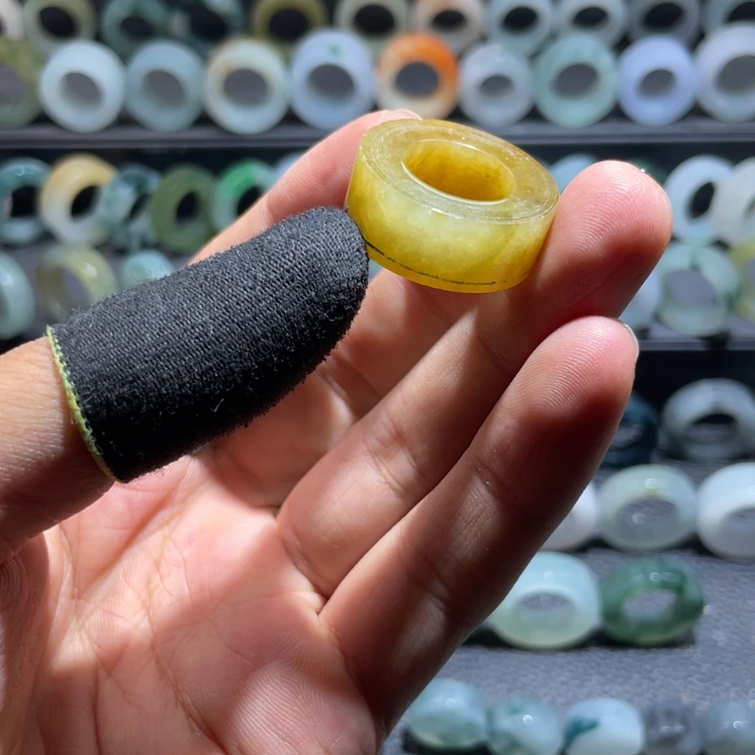 哎***呀定制翡翠未镶嵌天然翡翠