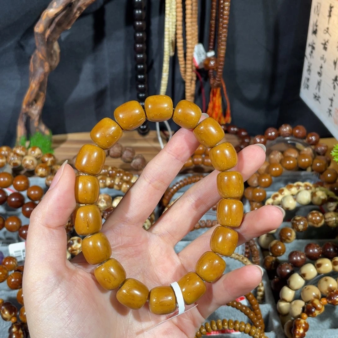 诺***.手串紫金鼠大老型