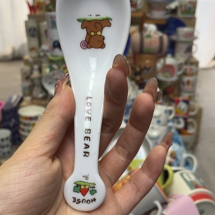 摆件馄***?陶瓷哈哈哈哈哈