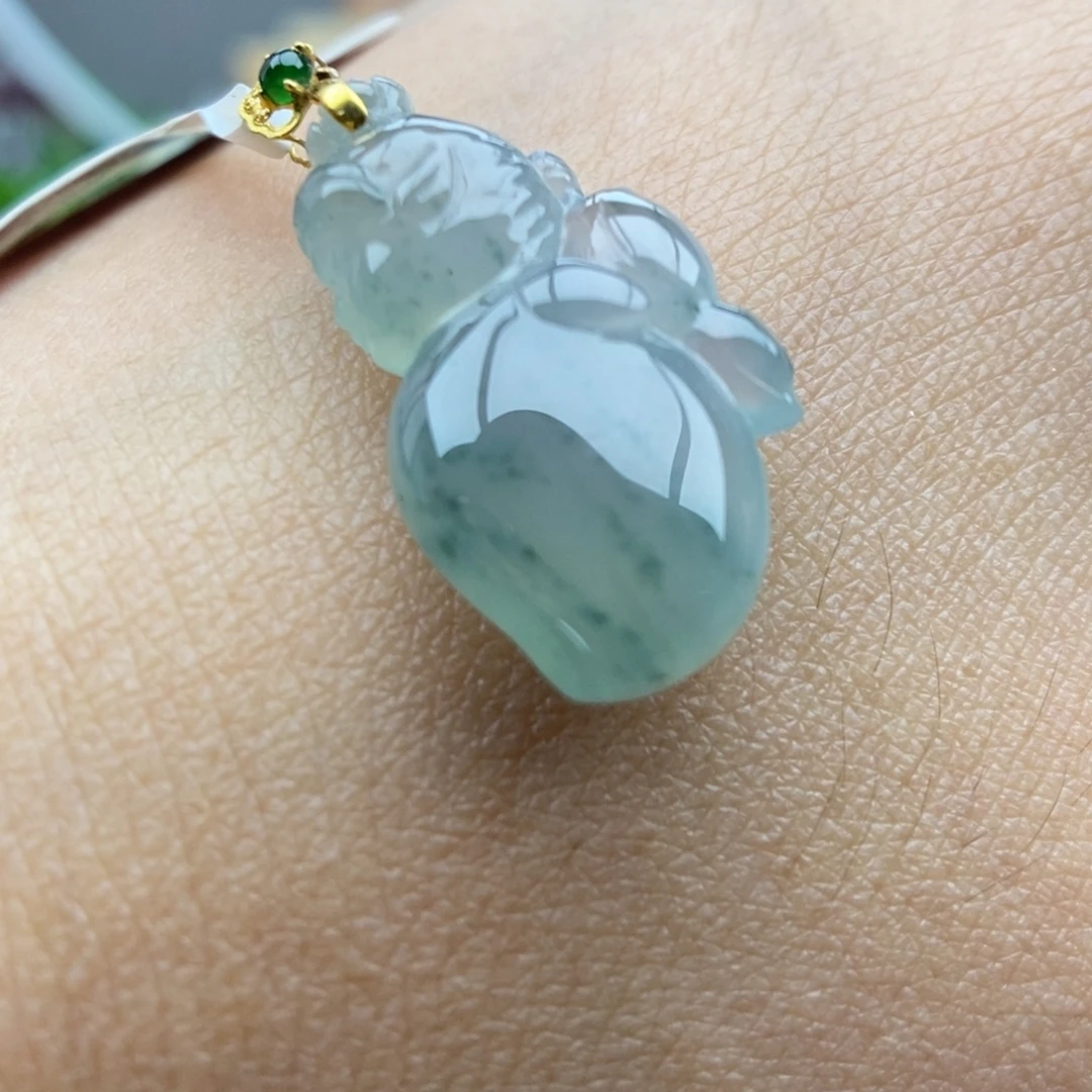 颈饰18K金镶嵌翡翠吊坠13