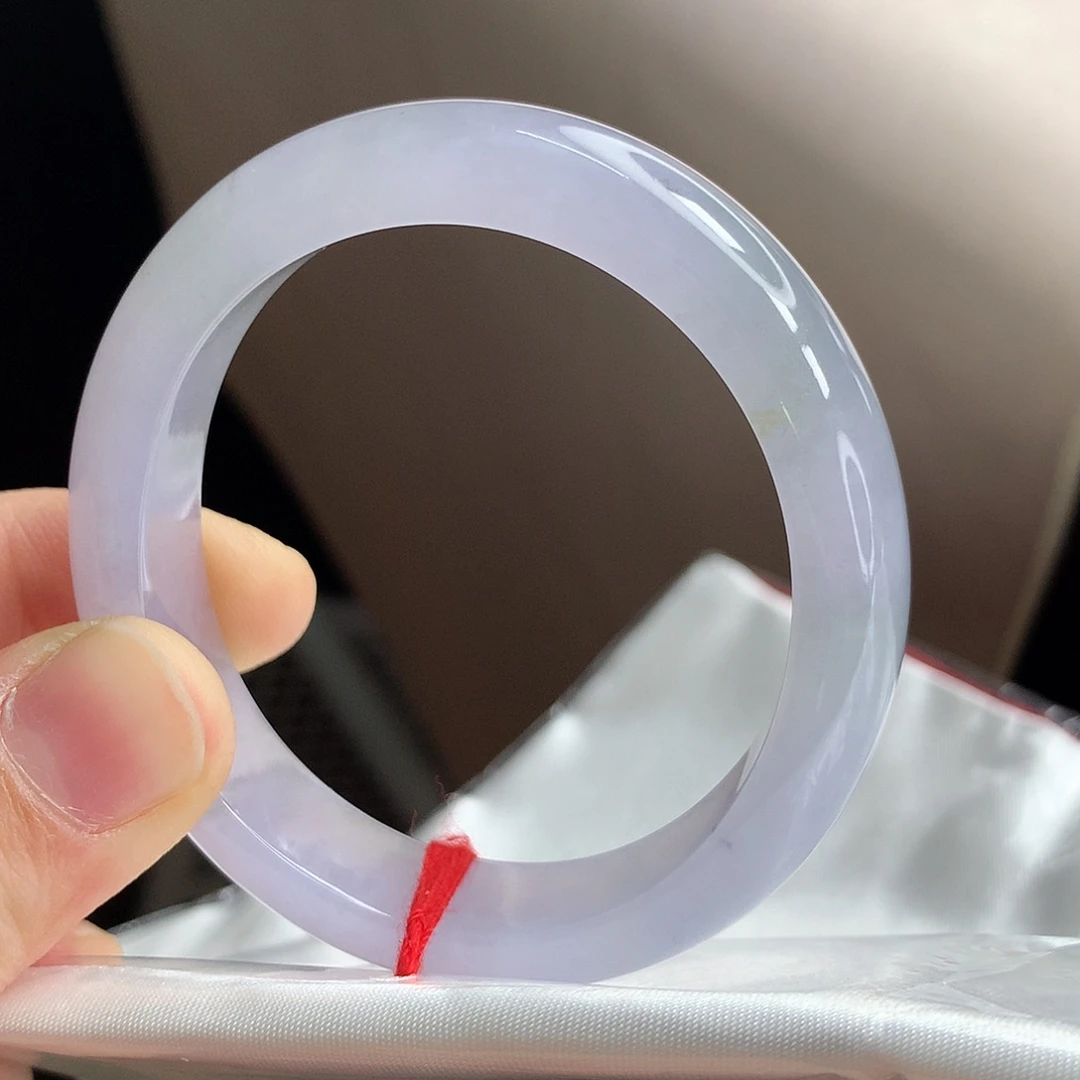 未镶嵌手镯翡翠，27号贵妃，正圈戴50