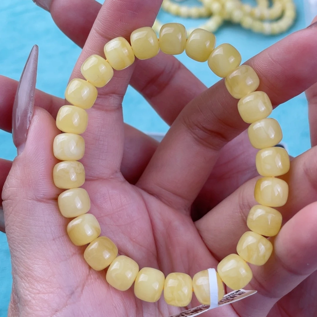 蜜蜡裸石未镶嵌蜜蜡66