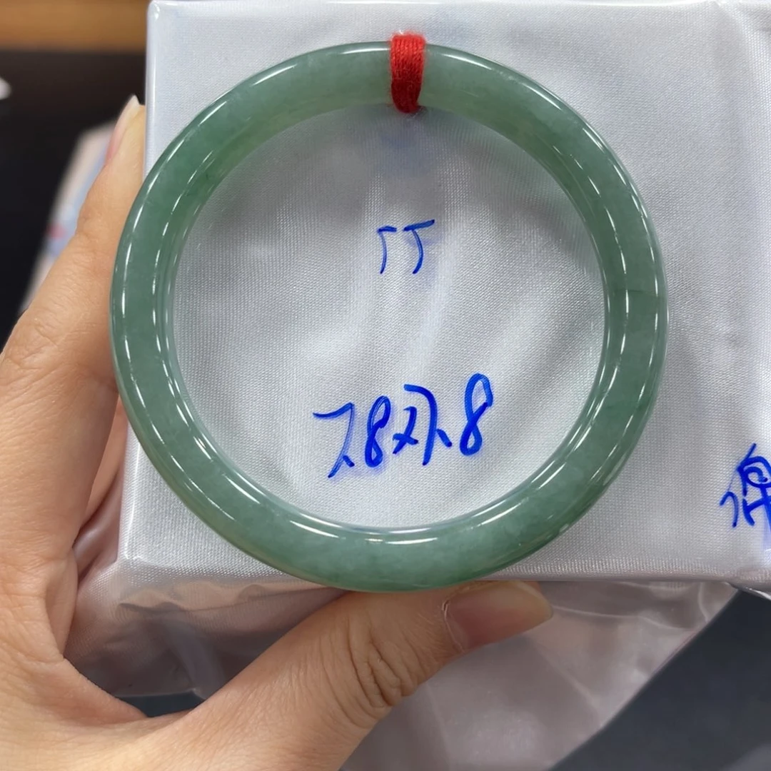 未镶嵌手镯翡翠翡翠