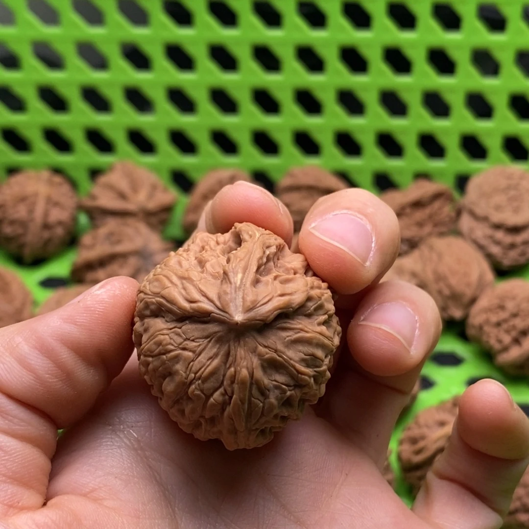 l***W核桃定制商品不退不换