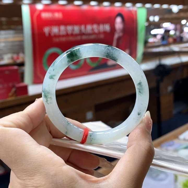 未镶嵌手镯翡翠翡翠