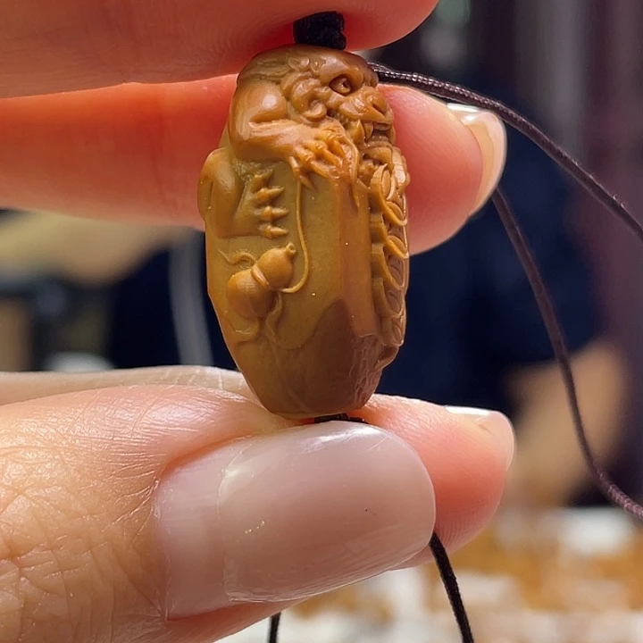 橄榄核吊坠橄榄核