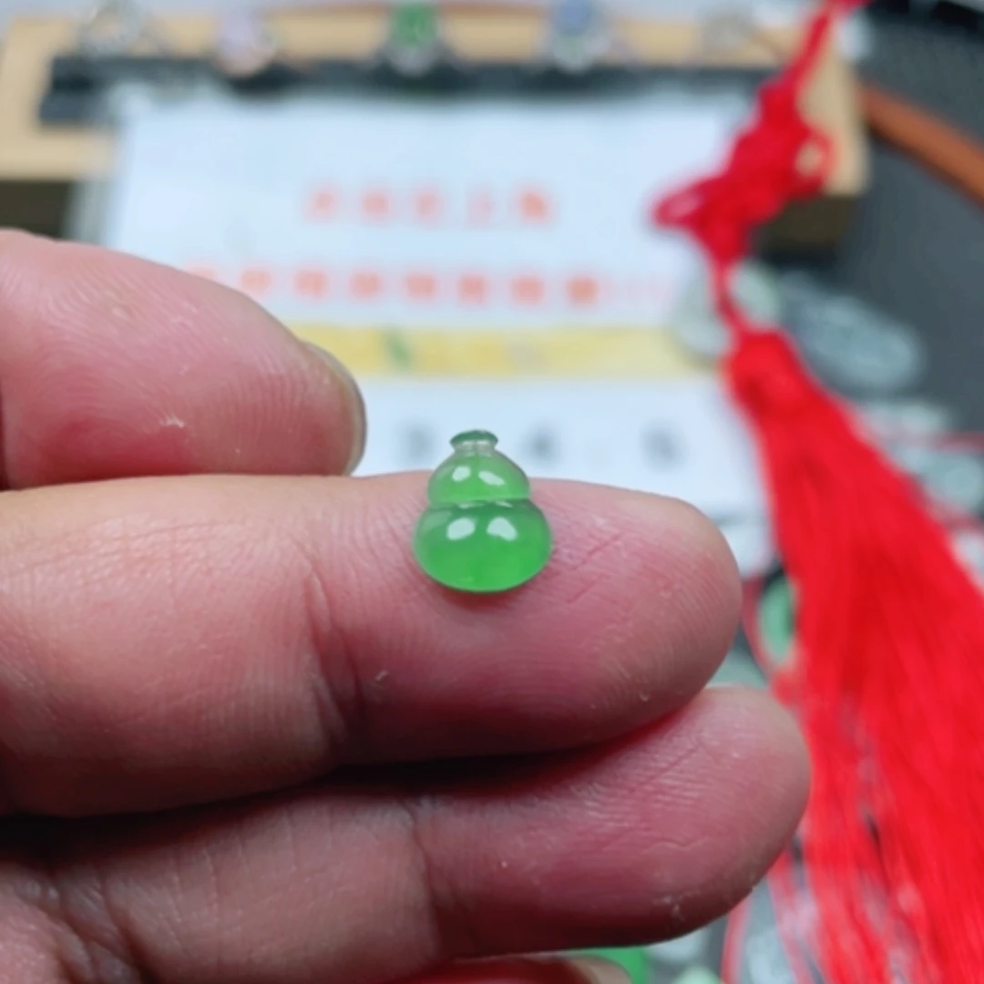 【闪购商品】翡翠颈饰未镶嵌翡翠