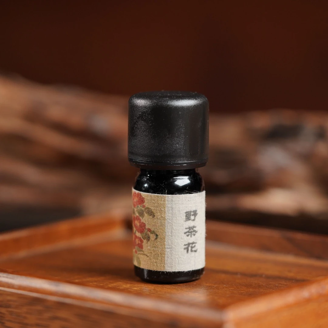 【左边珠宝】茶花精油 （5g）