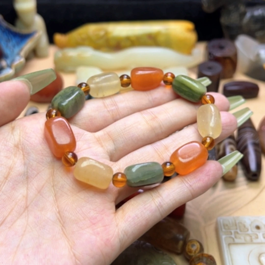 【闪购商品】蛇纹石玉未镶嵌颈饰