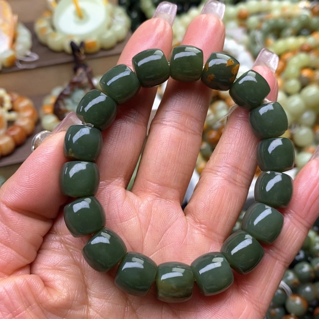 沉***身透闪石质玉未镶嵌手串