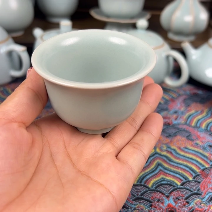 仿古釉水永乐压手杯