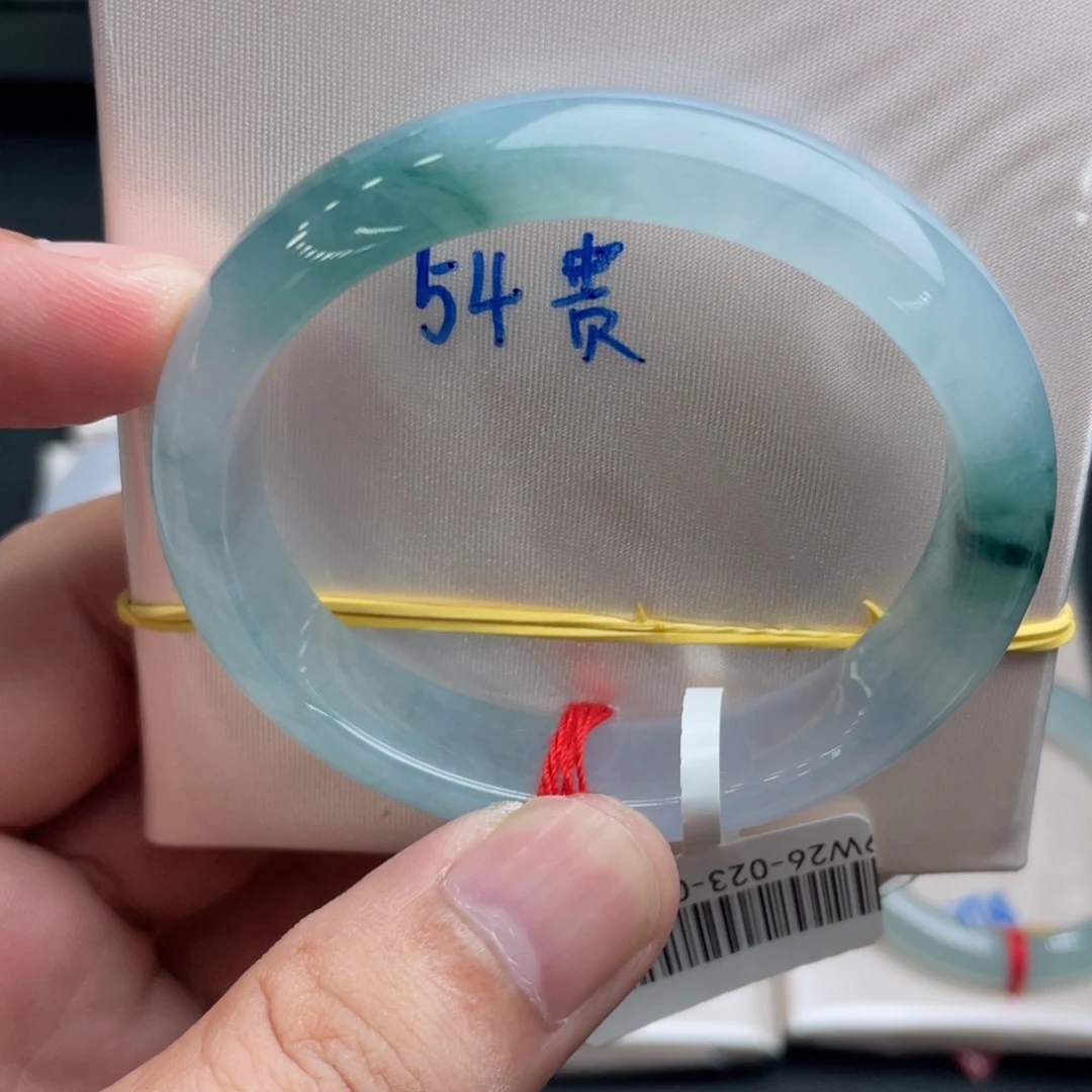 翡翠未镶嵌手镯翡翠手镯