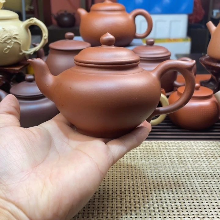 茶壶紫砂R****k小红泥笑英壶半手工