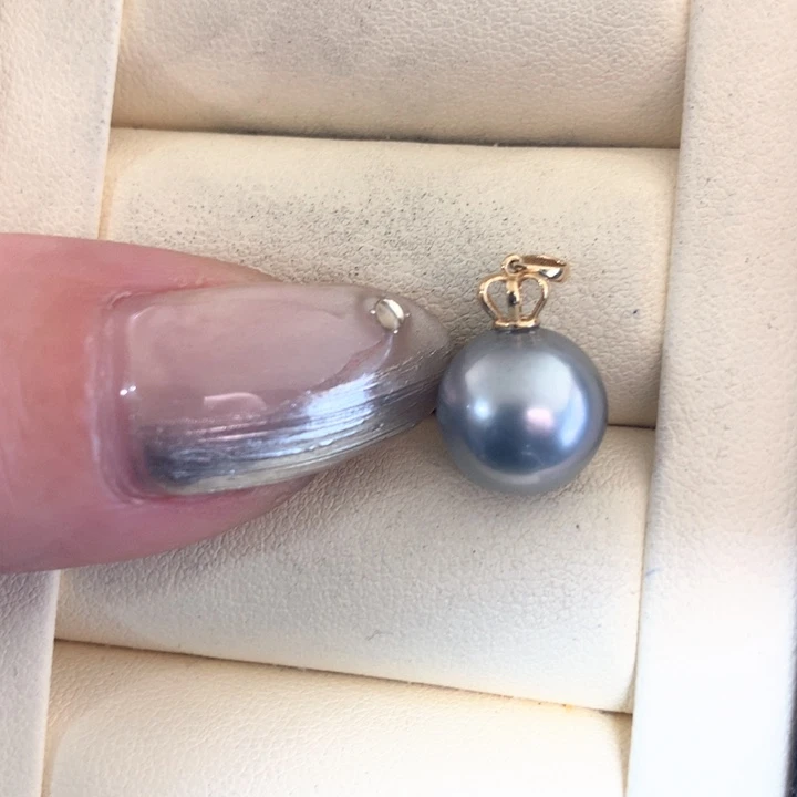 颈饰18K金镶嵌海水珍珠