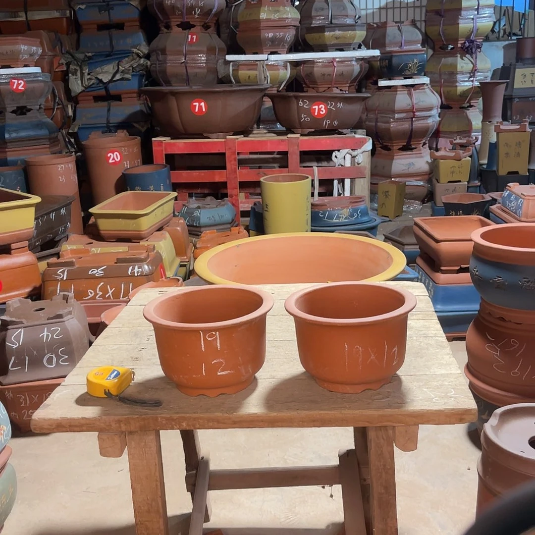 紫砂花盆金钟盆两个