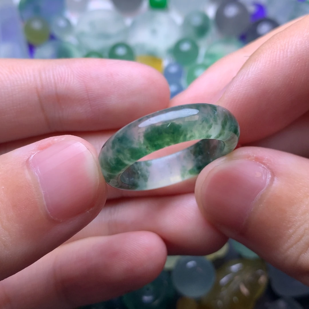 晴***、定制翡翠未镶嵌挂件