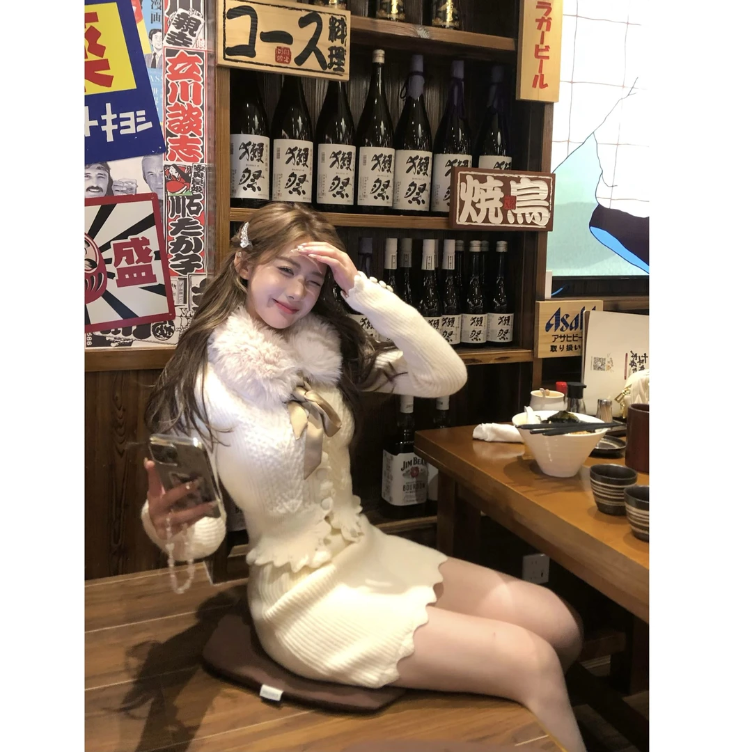 麻吉麻吉mochi【嘉伯丽千金】毛领香风富家千金毛衣百搭半裙两件套