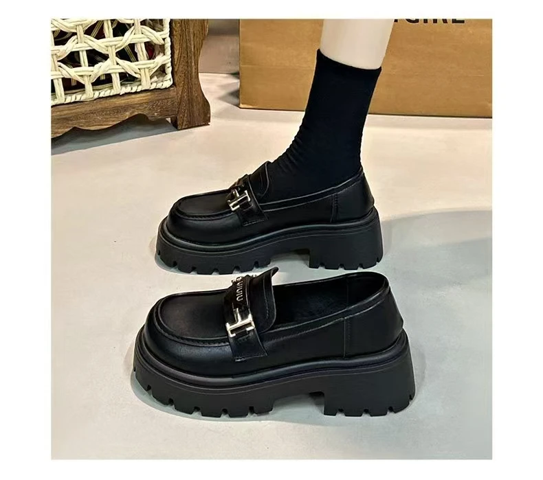 黑色乐福鞋百搭皮鞋休闲厚底系带英伦风女鞋女鞋倒三角2209