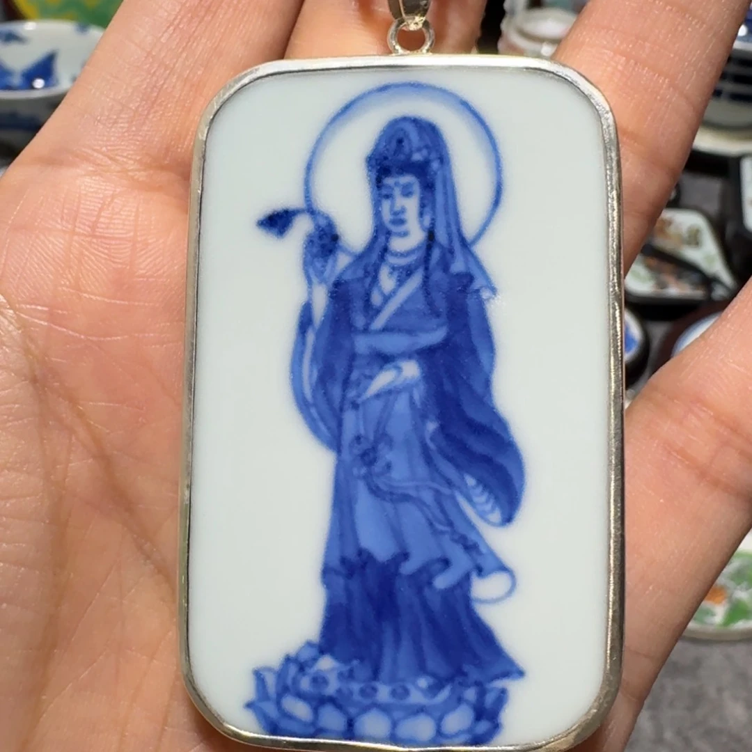 瓷片努**炼精品挂件一个