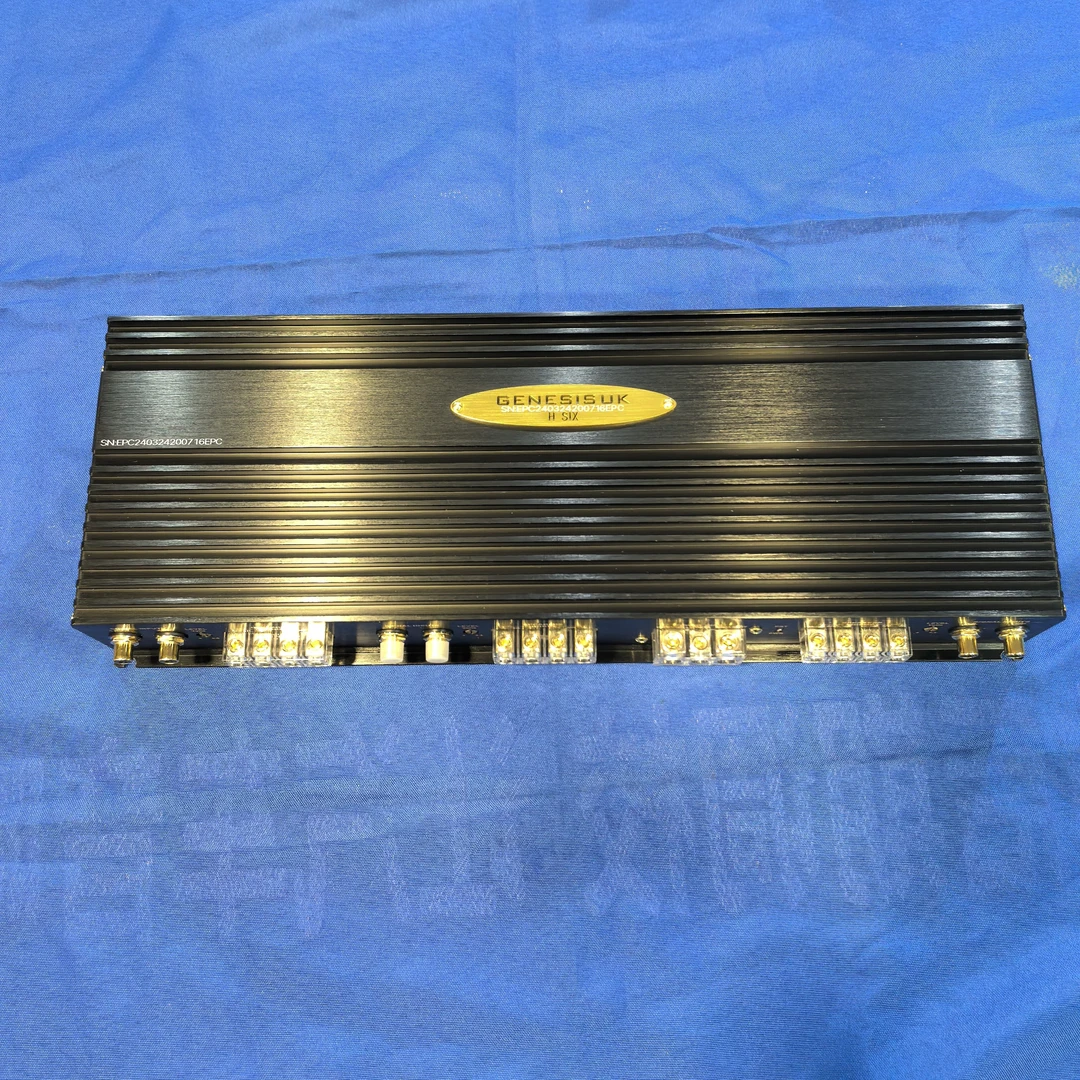 创世纪H6,六路功放，功率：2*150+4*100瓦，不含线材，