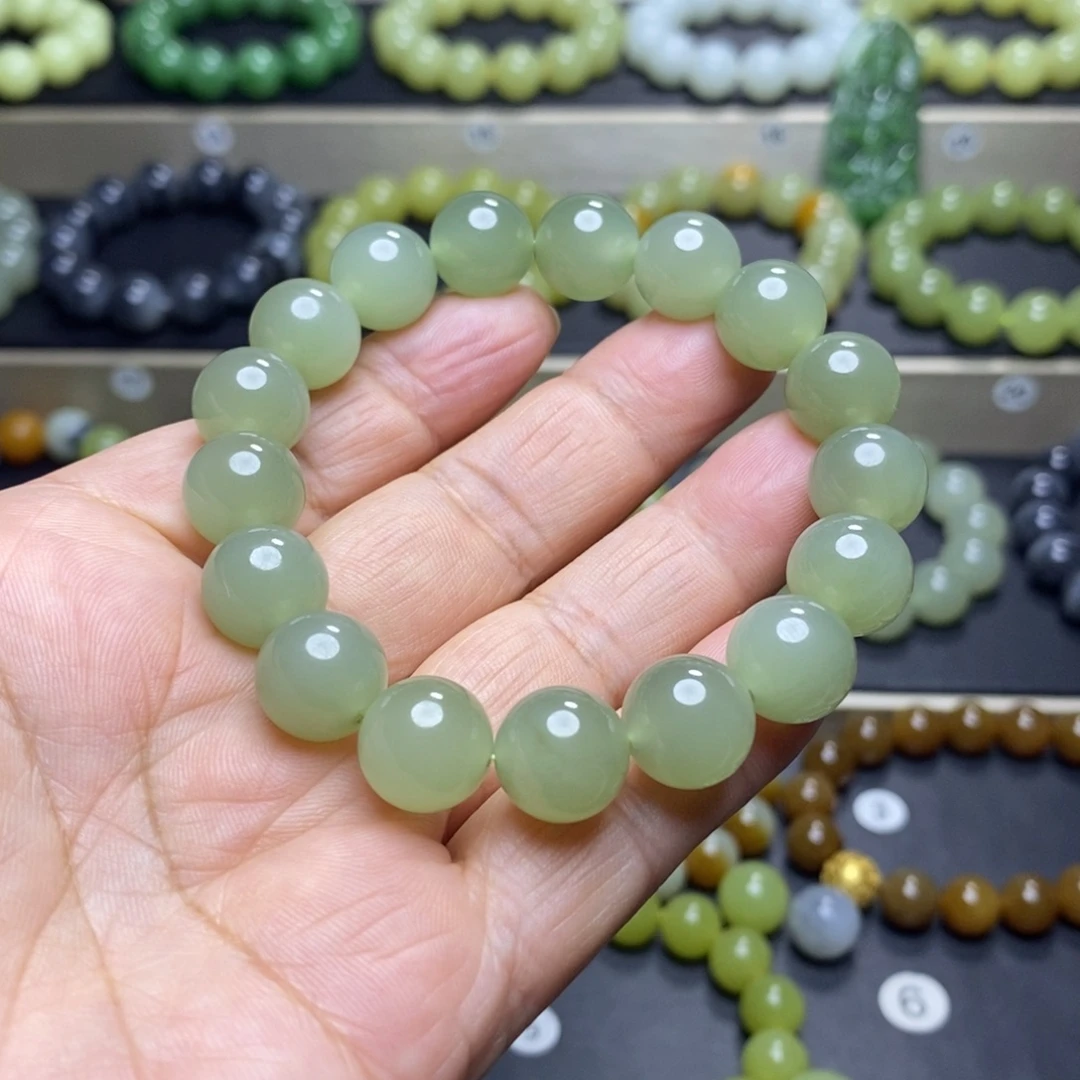 和田玉未镶嵌手串