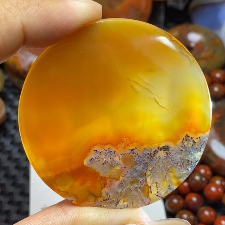 玛瑙/玉髓颈饰未镶嵌