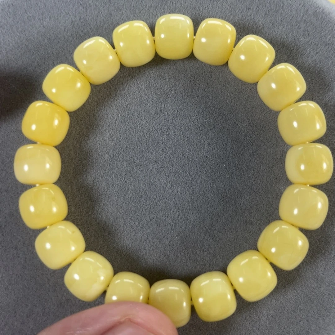 蜜蜡手串未镶嵌纯天然俄料奶白