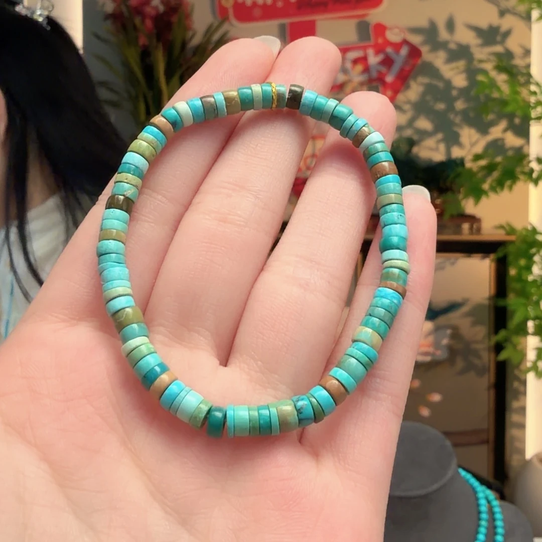 绿松石未镶嵌颈饰