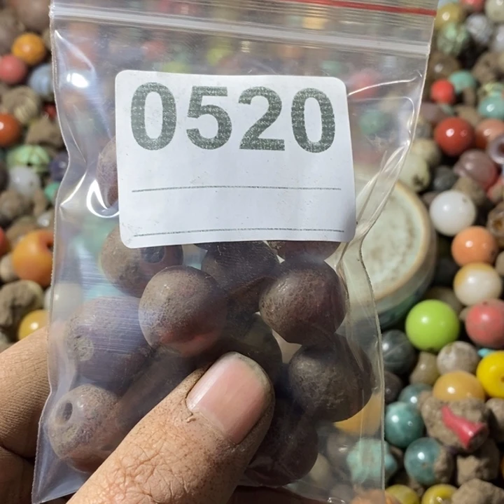 会***英和田玉（糖玉）未镶嵌手链