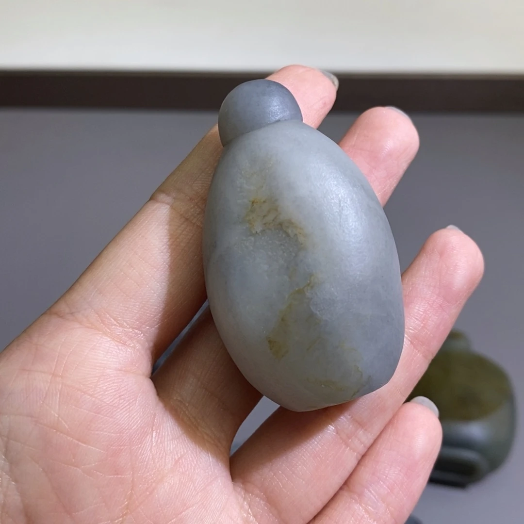 和田玉颈饰未镶嵌繁**空定制