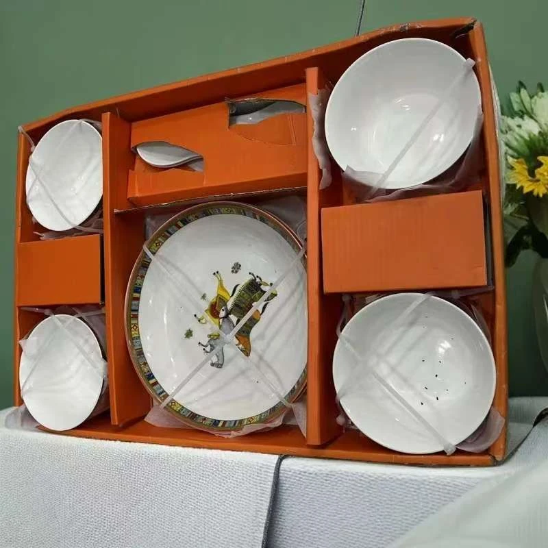 国风高档陶瓷碗盘餐具套装