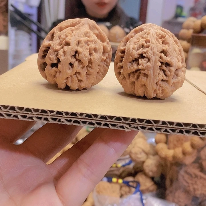 【闪购商品】文玩核桃把件40.5粗筋天残脚