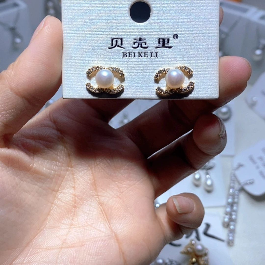 未镶嵌耳饰淡水珍珠