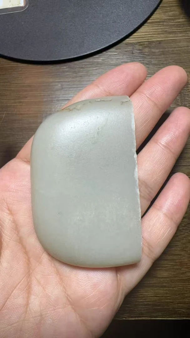 新疆和田玉无事牌