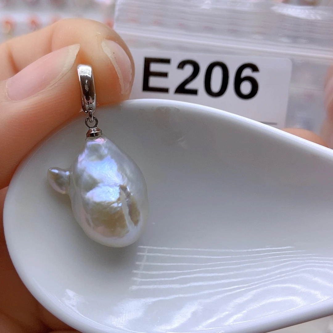 未镶嵌淡水珍珠颈饰